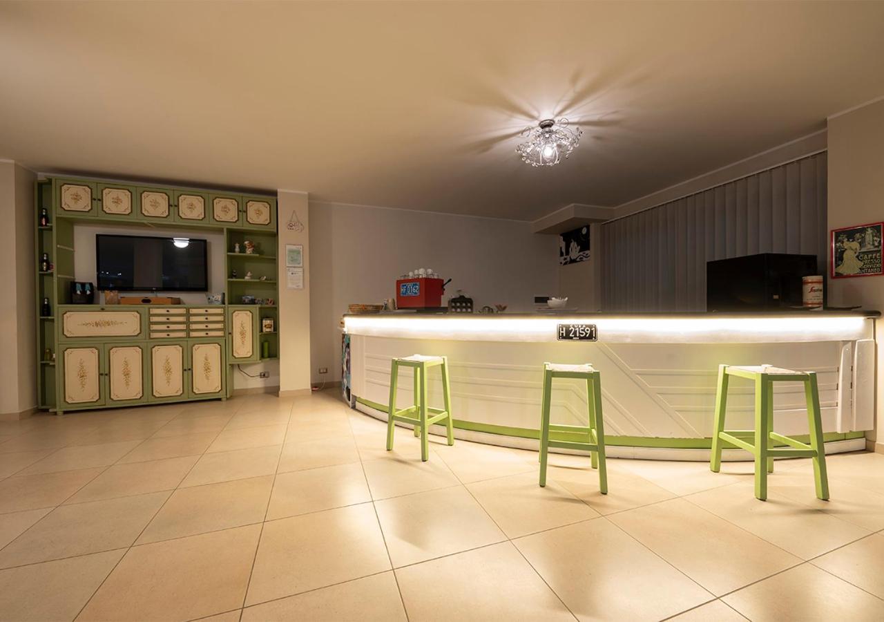 Bed and Breakfast Adua Art Castrignano del Capo Exterior foto